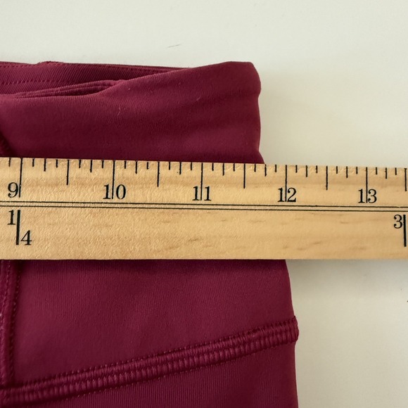 Lululemon Time To Sweat Crop Leggings 23" Women's Size 4 Star Ruby Fast Ship - Picture 5 of 7
